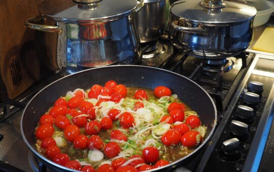 Best Cookware Sets for Home Cooks (2026 Buyer’s Guide)